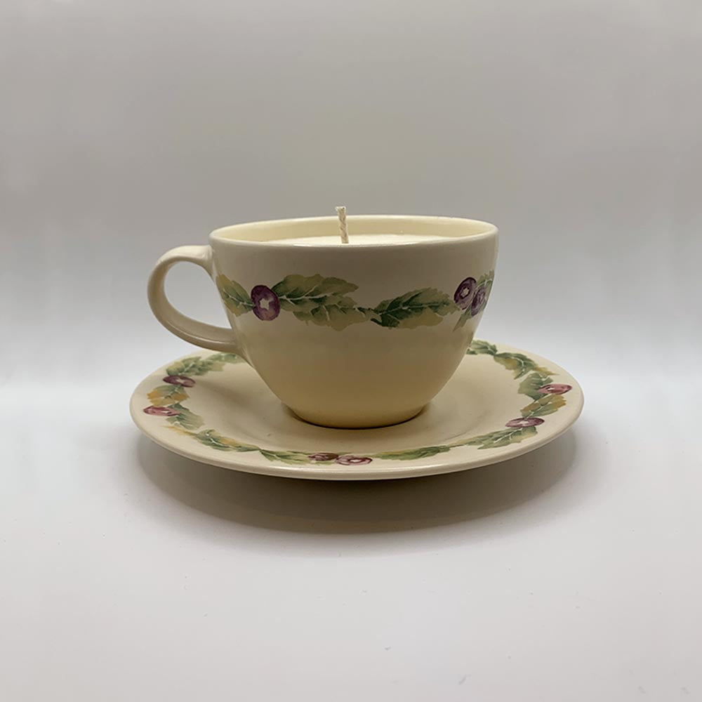 Pfaltzgraff Jamberry Cup & Saucer - Sweet Cider & Fig Candle