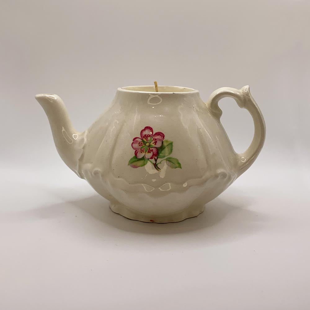 Pink Floral White Porcelain Vintage Teapot - Spiced Apple Chai Candle